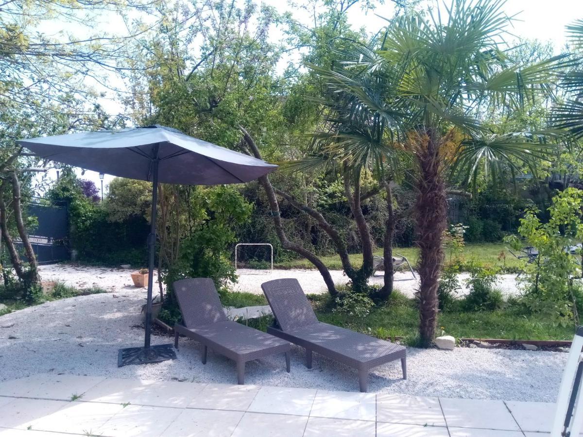 Maison Grandes Chambres Avec Cuisine -Jardin -Terrasse-Bbq Bastanes Екстер'єр фото